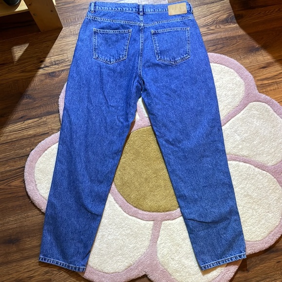 Mom Jeans - Picture 4 of 8